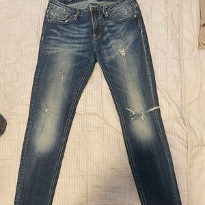 Vigoss women’s skinny distressed jeans